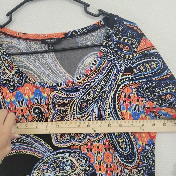 Premise Soft Stretch Paisley Top Size Large - Picture 10 of 10